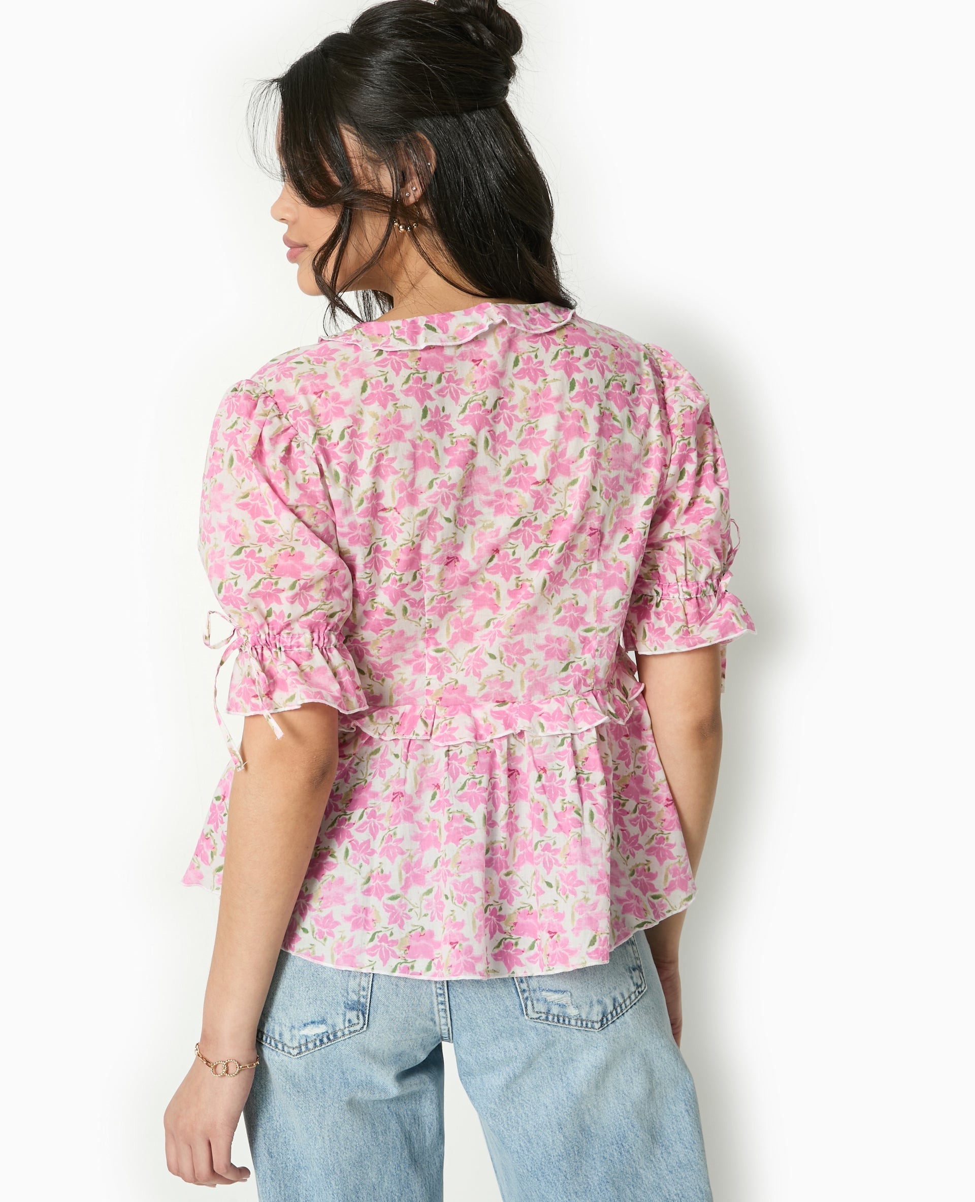 Aurora Floral Blouse | Ruffled V-Neck | Puff Sleeves