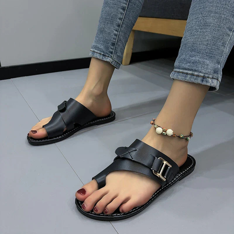 Leather Sandals | Toe Loop | Buckle Detail