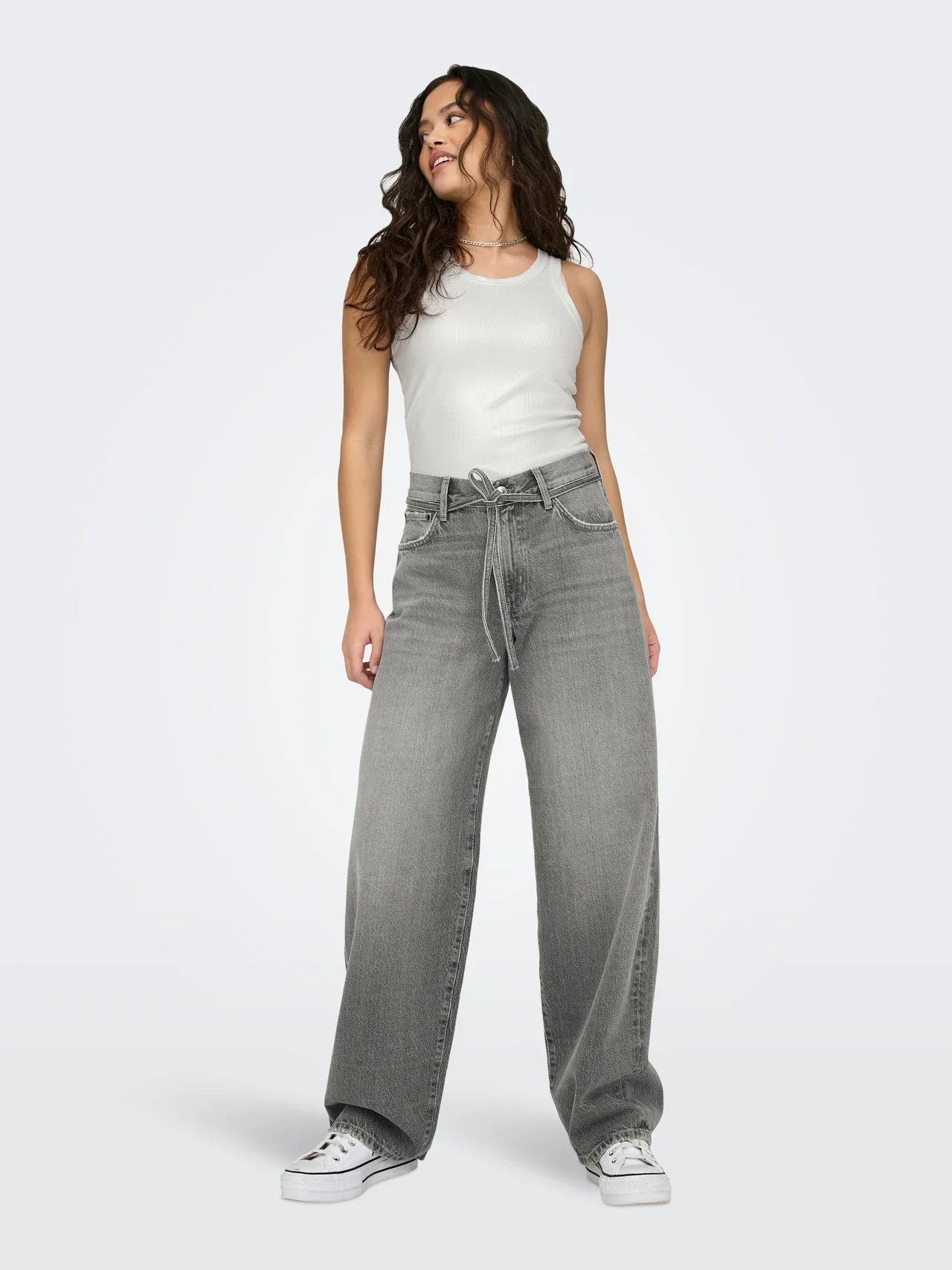 Wide-Leg Grey Jeans | High Waist | Modern Streetwear Denim