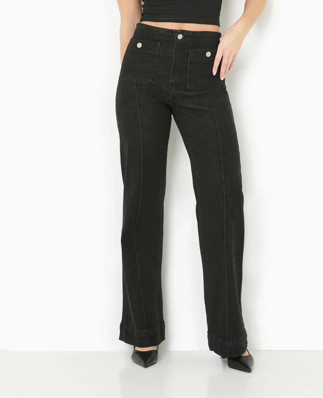 High-Waist Straight Jeans | Contrast Stitching | Full-Length Silhouette