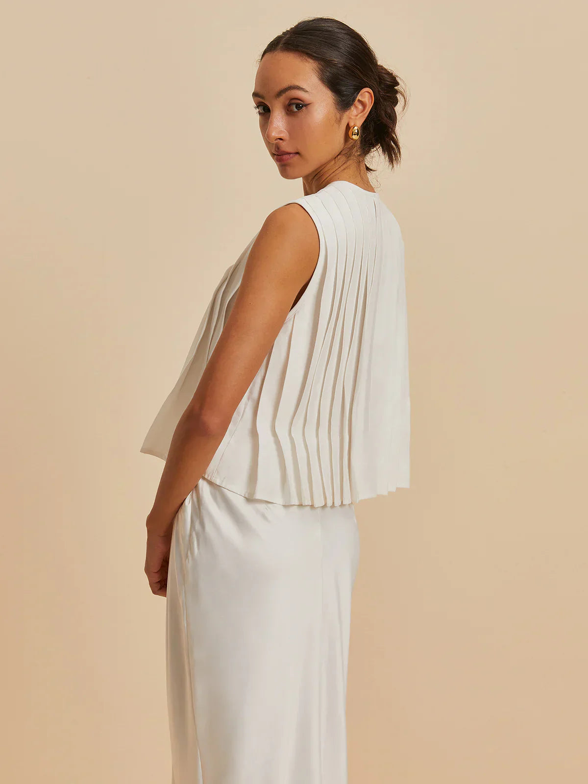 Pleated Tie-Front Sleeveless Blouse | Cotton-Linen Blend