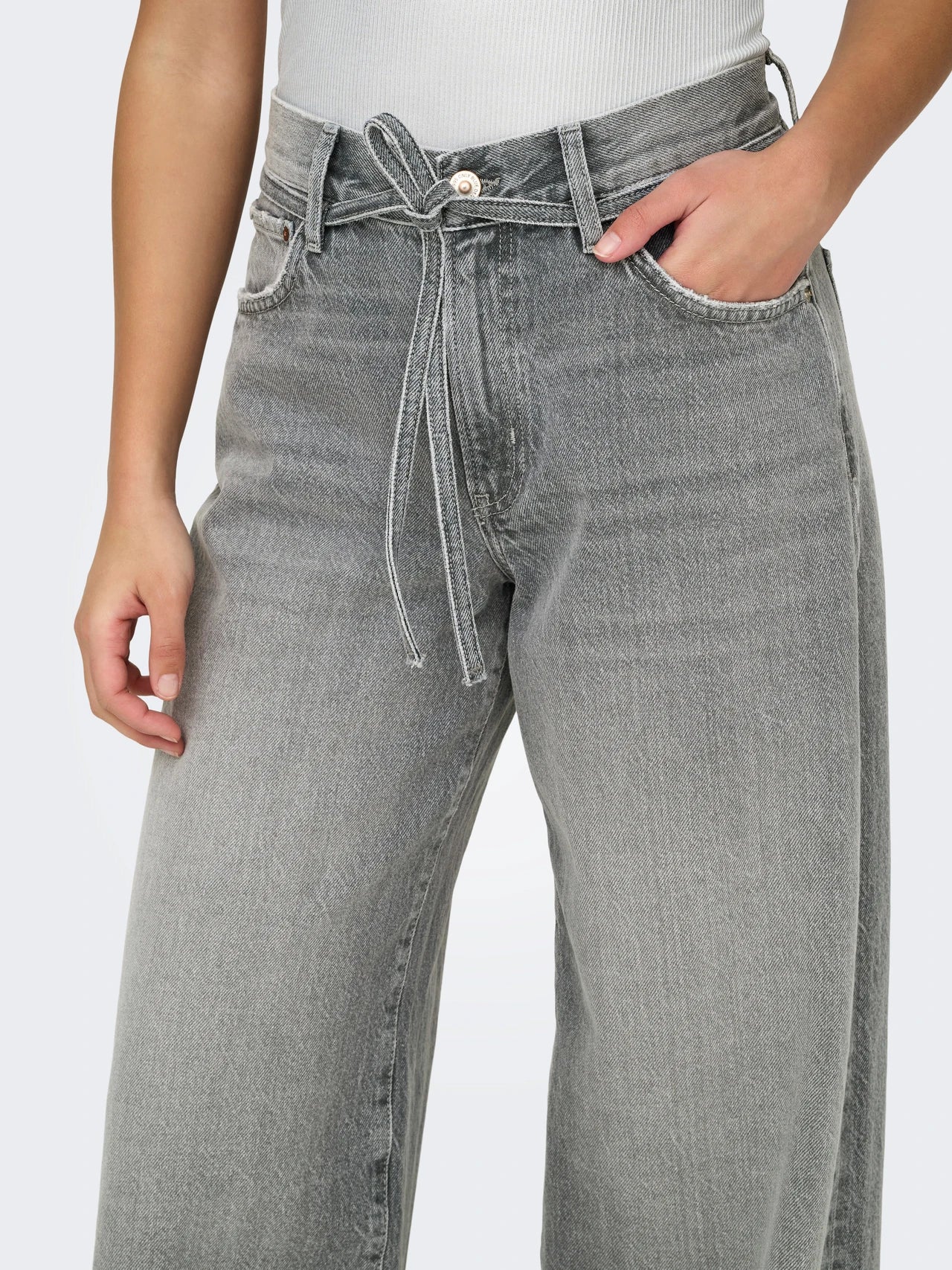 Wide-Leg Grey Jeans | High Waist | Modern Streetwear Denim